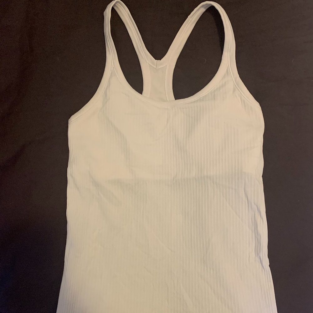 Lululemon ebb to street tank